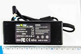 CARGADOR HP/COMPAQ 710413-001 ECO TEC CEC019-G 19.5V 4.62A, TIP 4.5X3.0, 90W